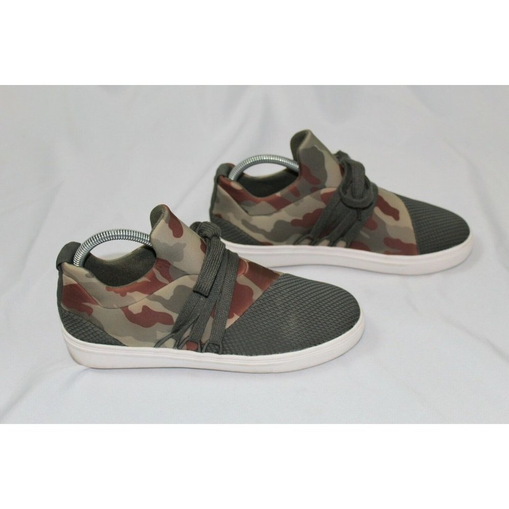 Steve Madden Lancer  Slip On Camo Platform Sneaker Shoe Women’s Size 8.5
